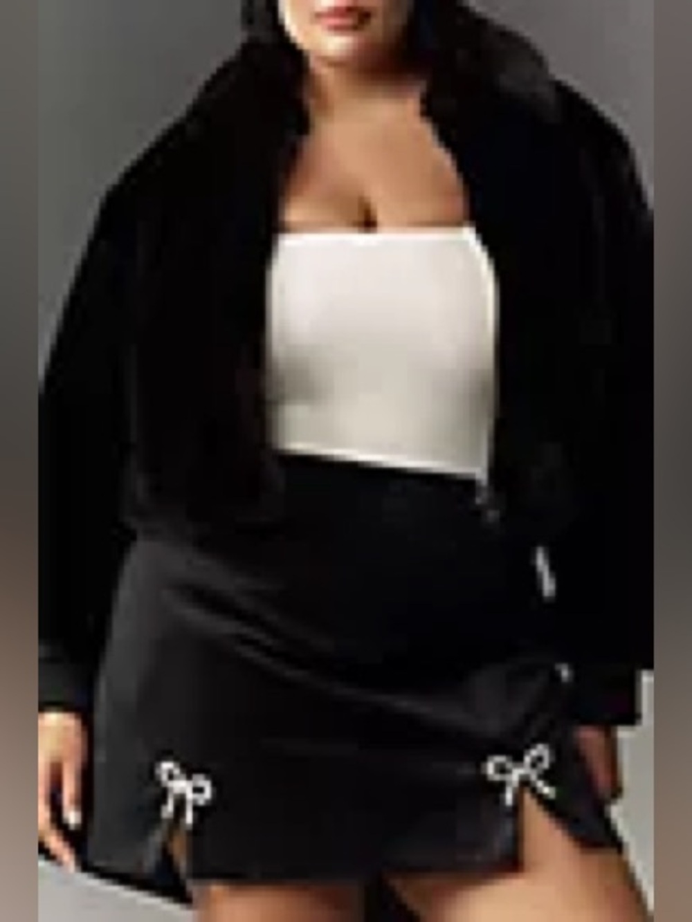 NWT; Avec Les Filles Bow Embellished Slit Mini Skirt🍒